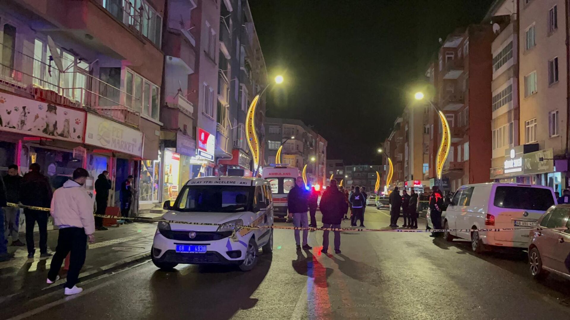 Aksaray'da bir evde 3 kişinin cansız bedeni bulundu