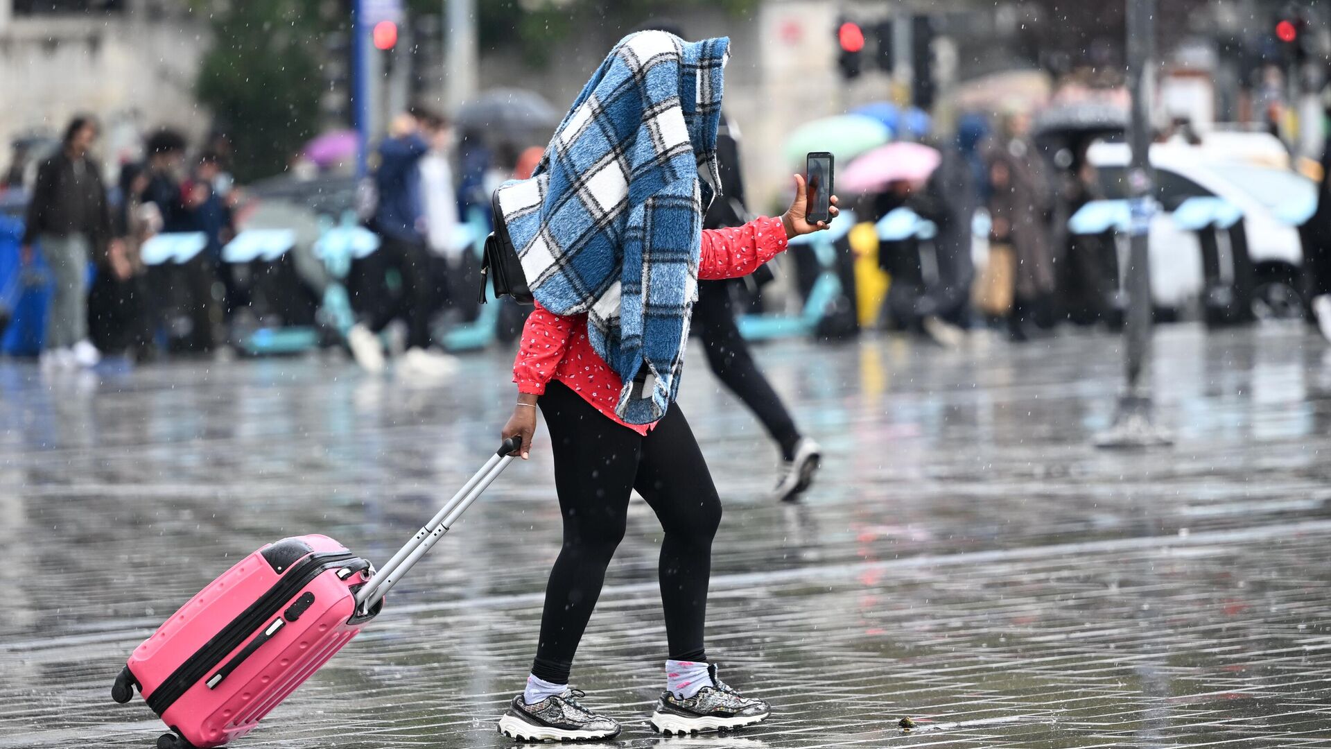 Meteoroloji'den İstanbul dahil 17 il için uyarı: Bayramda yağış ve soğuk etkili olacak