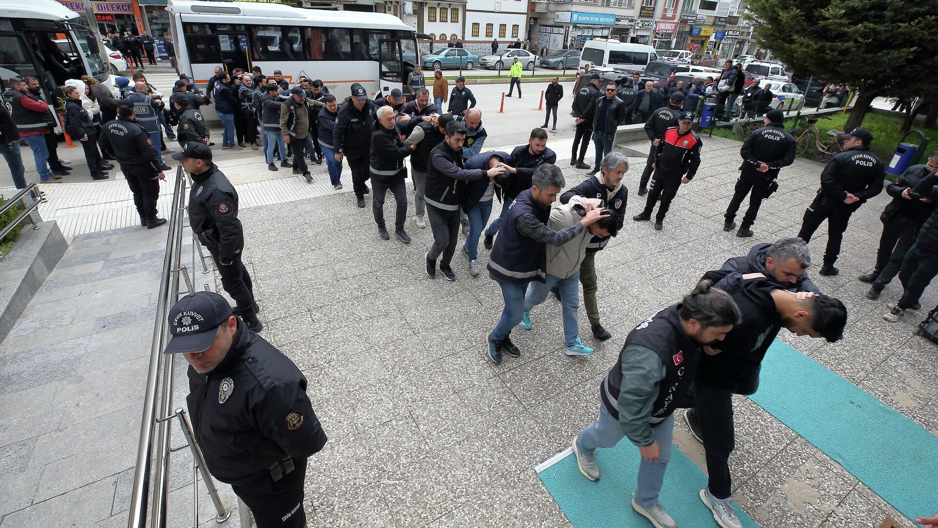 Miami suç örgütü operasyonu: 21 şüpheli tutuklandı