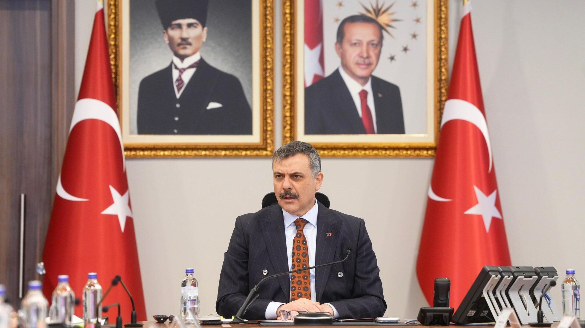 İçişleri Bakanı Çiftçi: İstanbul'da polislerimize yönelik saldırıyı yapanlarla bağlantılı 2 kişi daha yakalandı