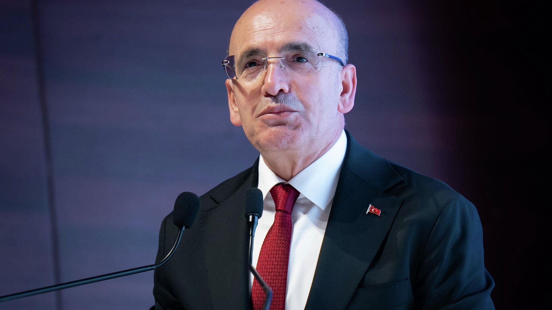 Bakan Şimşek'ten enflasyon hedefi: 'Yılı yüzde 20'lerde tamamlamasını bekliyoruz'